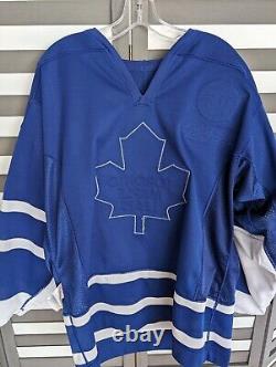 AUTHENTIC Vintage CCM Toronto Maple Leafs Markov 2000 NHL Hockey Jersey Size 48