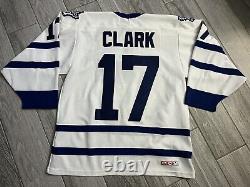 CCM Wendel Clark Toronto Maple Leafs White NHL Hockey Jersey Sz M