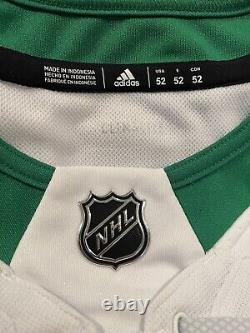 JOHN TAVARES Large (52) Toronto ST. PATS Adidas Maple Leafs NHL Hockey Jersey