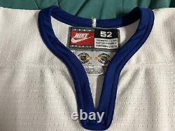 Mats Sundin Toronto Maple Leafs Nike Autuentic NHL Jersey Size 52