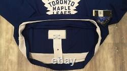 NWT Auston Matthews Toronto Maple Leafs Adidas NHL Authentic Hockey Jersey 52