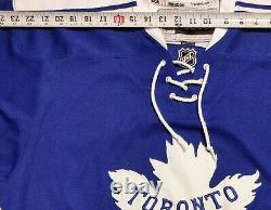 Reebok NHL Hockey Toronto Maple Leafs. Size M