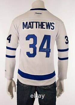 Signed Reebok Men's Toronto Maple Leafs #34 Matthews Authentic NHL Jersey Size S