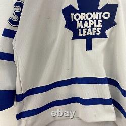 Starter Toronto Maple Leafs 13 Mats Sundin NHL White V-Neck Jersey Size L