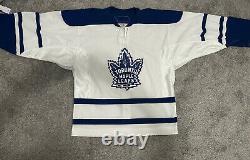 Toronto Maple Leafs Authentic Reebok 6100 Jersey Size 50