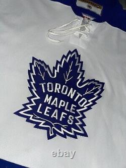 Toronto Maple Leafs Koho Hockey Jersey Size XL Mens White Preowned