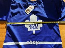 Toronto Maple Leafs Vintage Blue Away Jersey OG CCM Size M NWT Deadstock