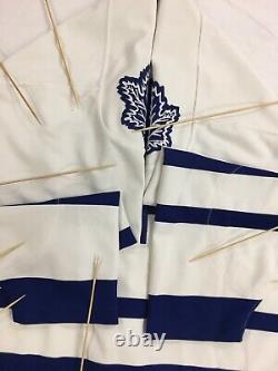 VTG Toronto Maple Leafs Center Ice CCM Authentic Fight Strap Jersey Size 48 NHL