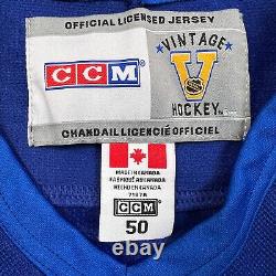 Vintage 90s CCM Mens Wendel Clark Toronto Maple Leafs Hockey Jersey Medium