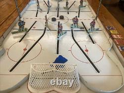 Vintage Montreal & Toronto Eagle Toys Canada NHL Hockey Face-Off Table Top Game